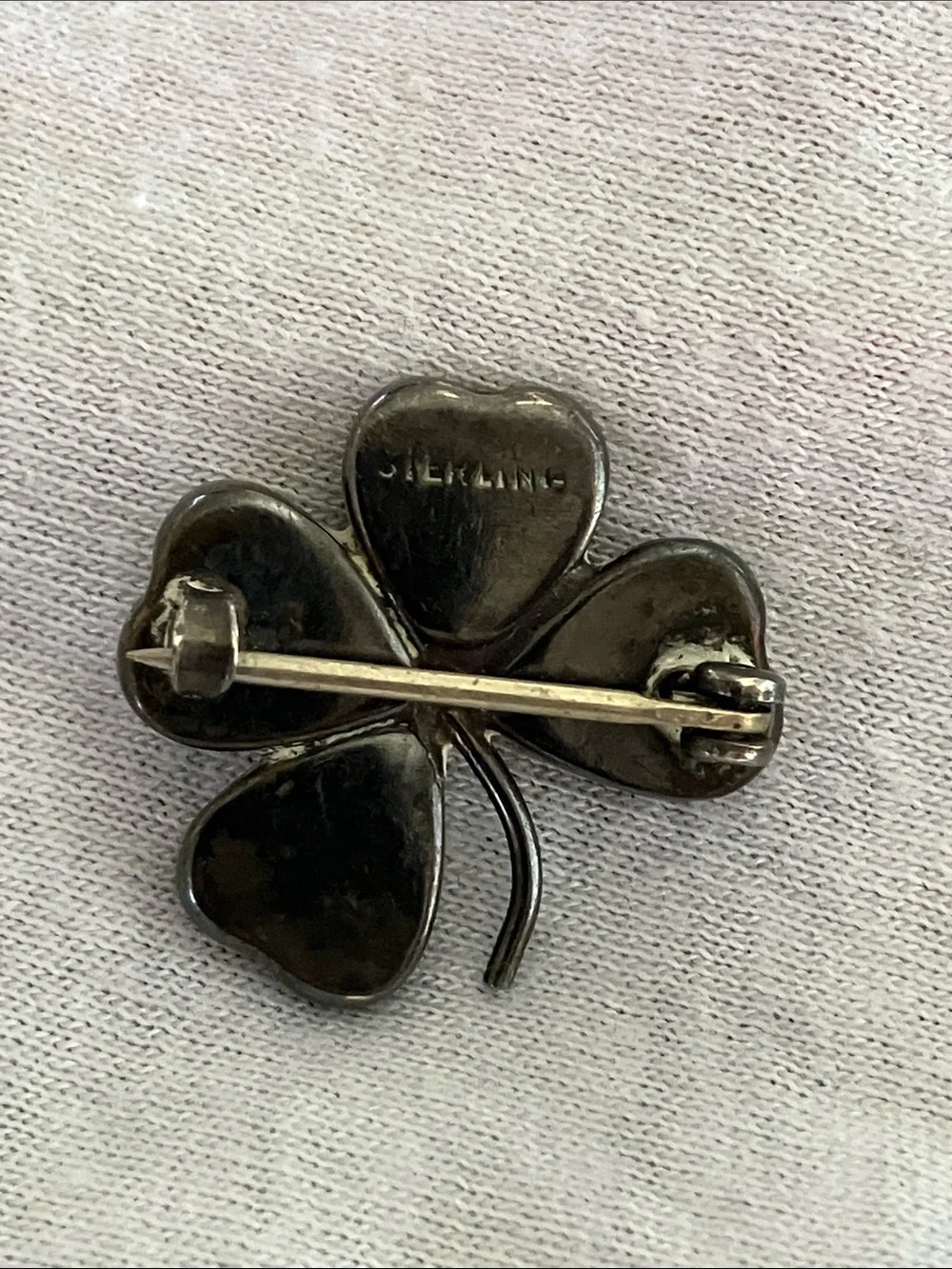 Vintage Mother-of-Pearl 4 Leaf Clover Brooch Pin  Sterling